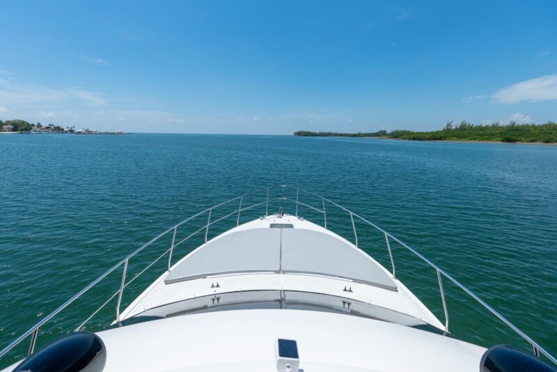 50ft Azimut available in Miami with 1 Jet Ski included for one hrs. - Image 37